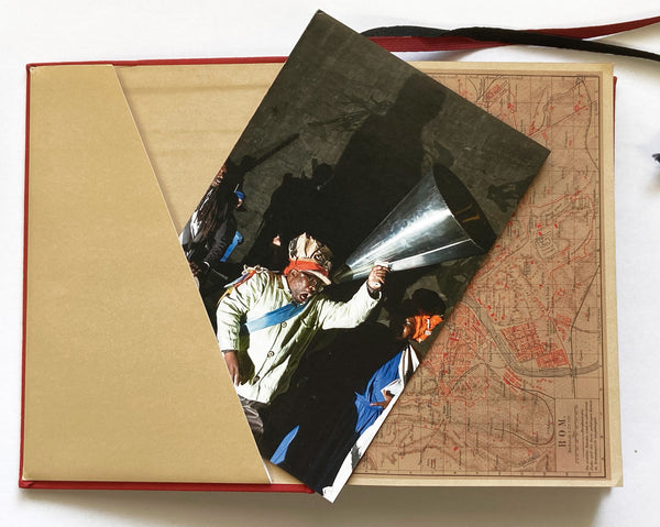 WILLIAM KENTRIDGE. TRIUMPHS AND LAMENTS